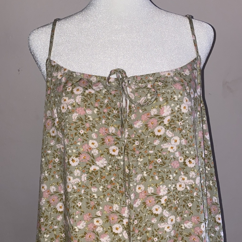 Dress Forum Tiered Floral Sundress - Picture 2 of 15